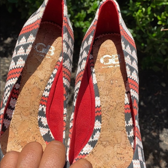 Multicolored wedge shoes - Picture 9 of 10